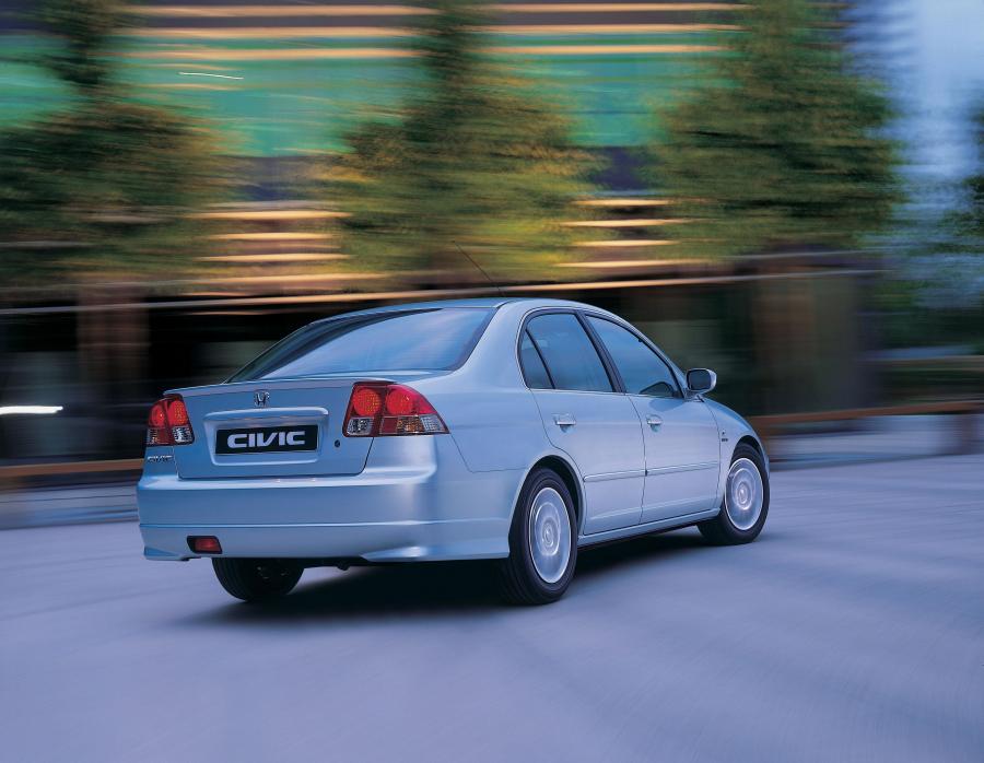  Honda Civic Hybrid 2003 года  (UK) (фото 5 из 8)